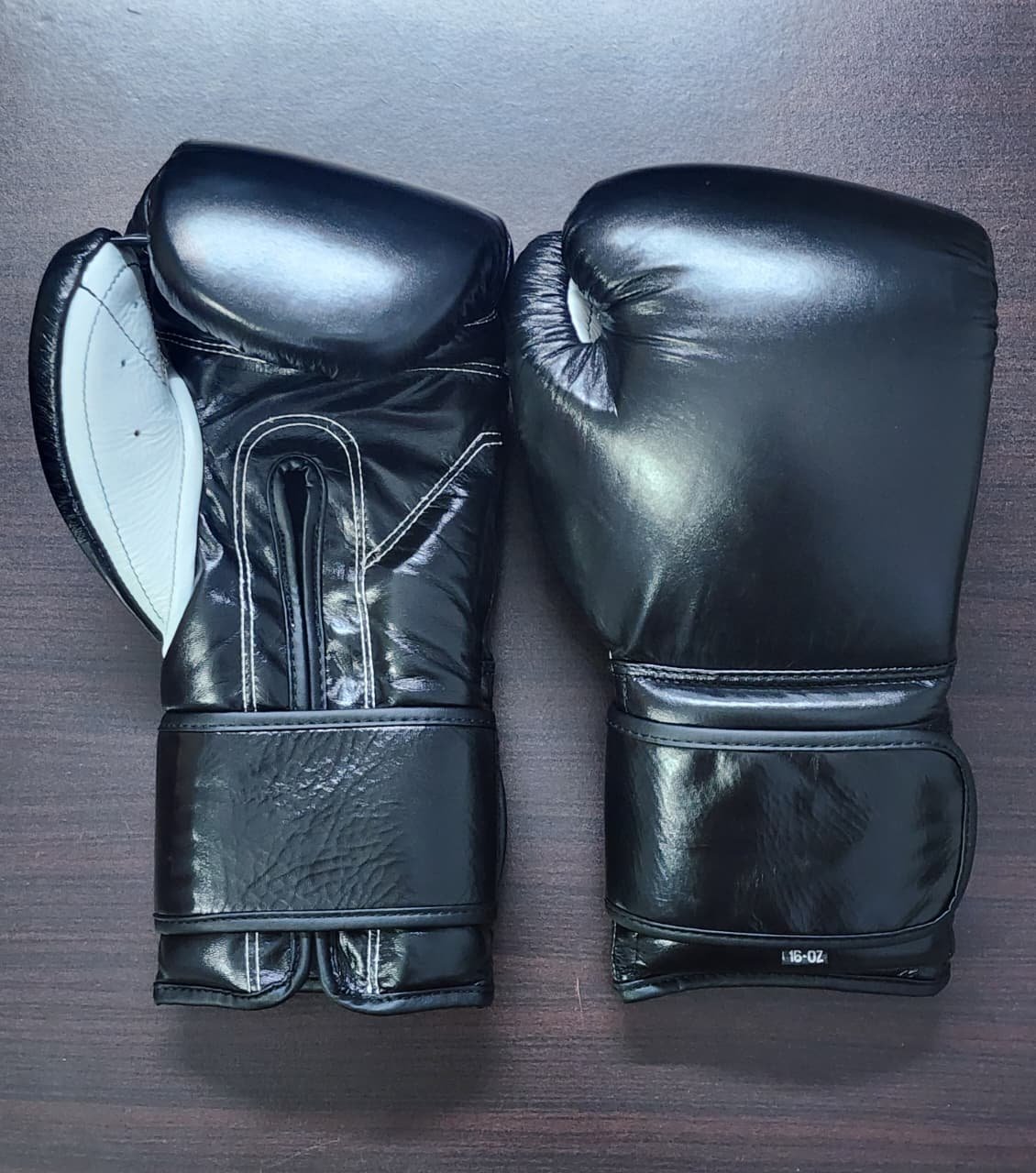 Getling Sports horse hair boxing fight gloves with Velcro wrist closure